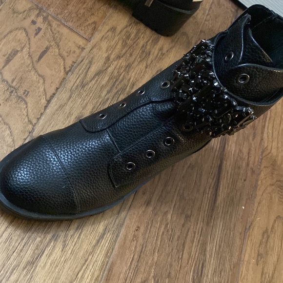 Black blinged out Karl Lagerfeld boots 🥾 - Picture 3 of 4
